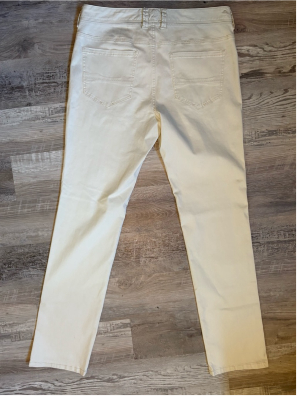 Tommy Bahama Men's White Jeans 35x34 EUC Straight Leg White - Picture 3 of 12